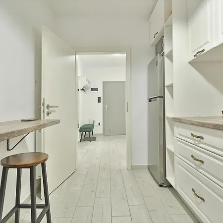 Ada Homes B76